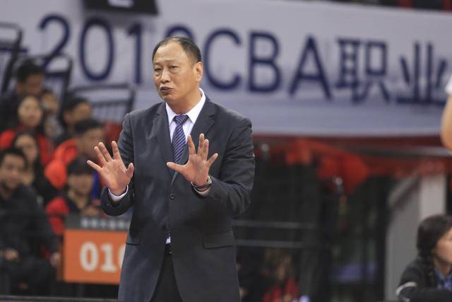 崔万军现在在哪做主教练_教练崔万军现在所在团队