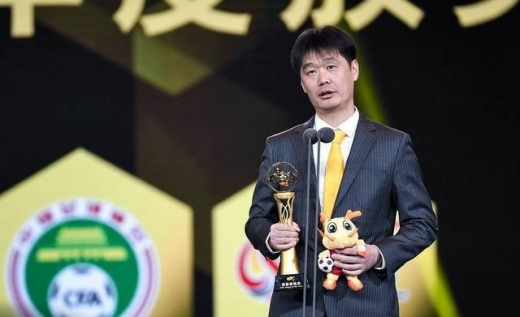 李铁下课!中国足球国家队现任主教练是谁