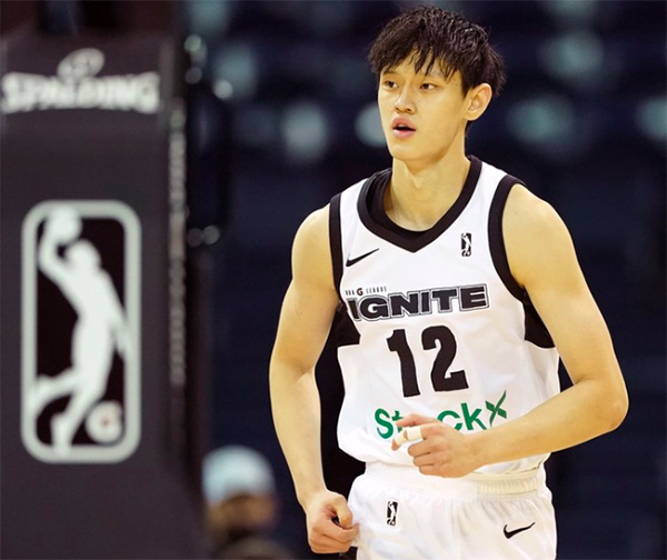 12月04日 NBAG联赛常规赛 俄克拉荷马城蓝vsG联赛点燃 全场录像